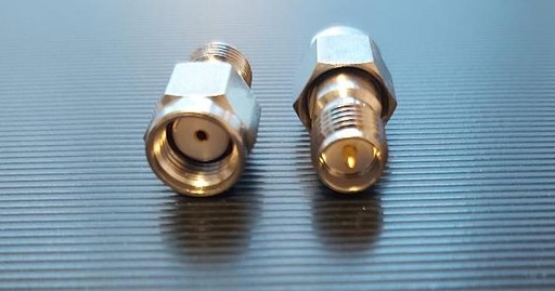 [CH-RAP-RAJ] Adapter SMA  Reverse Polarity Plug (female pin) to SMA  Reverse Polarity Jack (male pin)